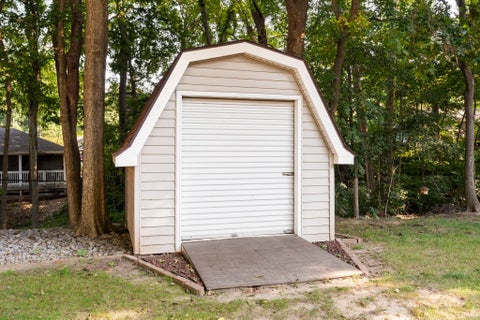 Tiny photo for 710 Bur Oak W Court, Lafayette, IN 47909 (MLS # 202636708)