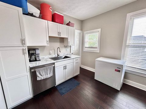 Tiny photo for 1808 Thompson Street, Lafayette, IN 47904 (MLS # 202535935)