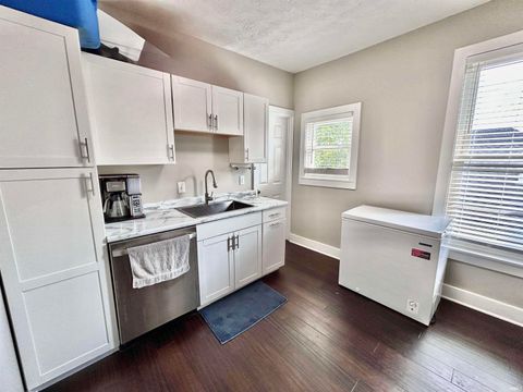 Tiny photo for 1808 Thompson Street, Lafayette, IN 47904 (MLS # 202535935)