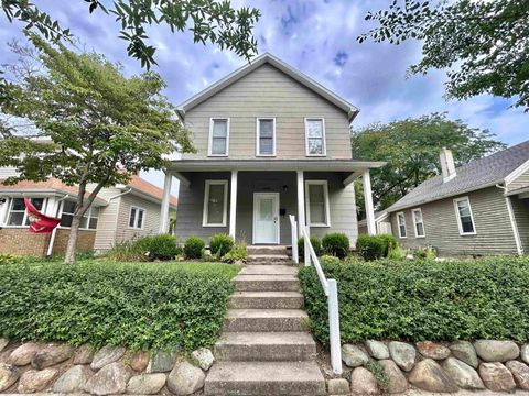 Photo of 1808 Thompson Street, Lafayette, IN 47904 (MLS # 202535935)