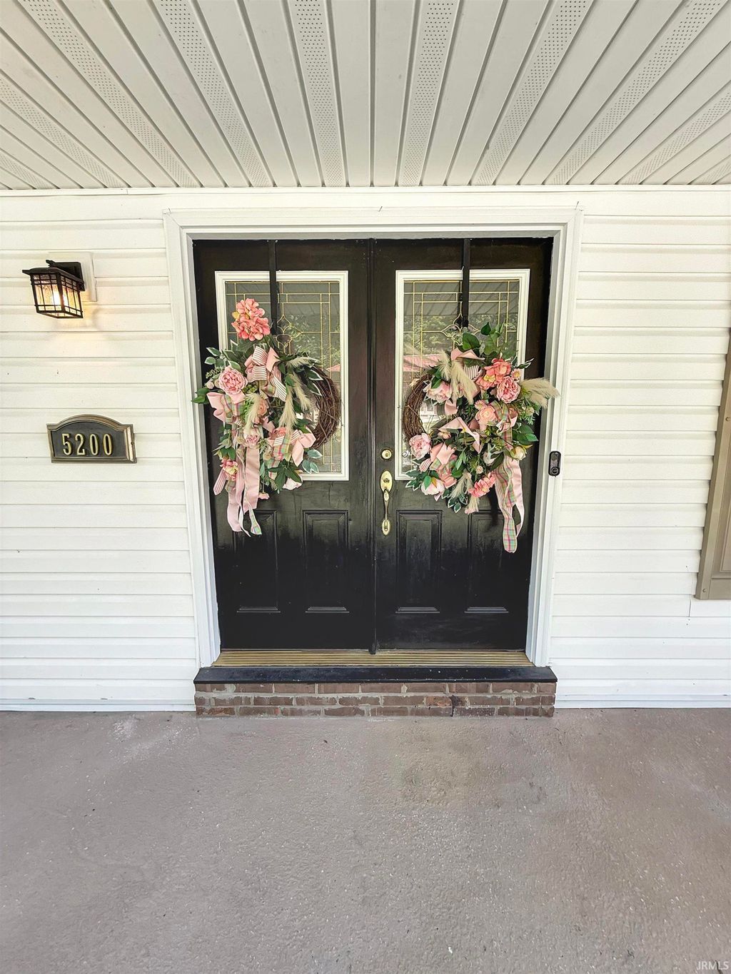 Photo of 5200 Kenwood Drive, Newburgh, IN 47630 (MLS # 202617840)