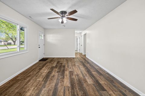 Tiny photo for 2621 Underwood Street, Lafayette, IN 47904 (MLS # 202613905)