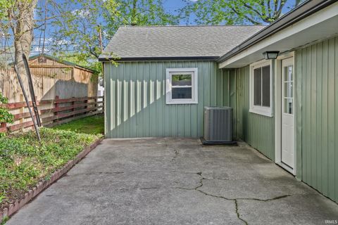 Tiny photo for 2621 Underwood Street, Lafayette, IN 47904 (MLS # 202613905)