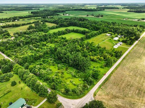 Photo of TBD S 600 W, Columbia City, IN 46725 (MLS # 202624798)