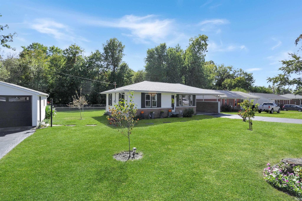 Photo of 135 E Taylor Street, Boonville, IN 47601 (MLS # 202641647)