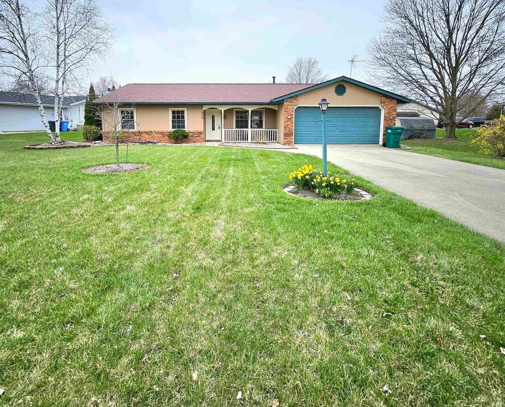 Photo of 508 W Columbia Parkway, Columbia City, IN 46725 (MLS # 202609156)