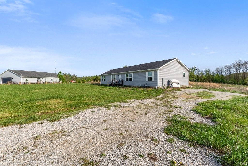 Photo of 2782 Withem Avenue, Spencer, IN 47460 (MLS # 202613468)