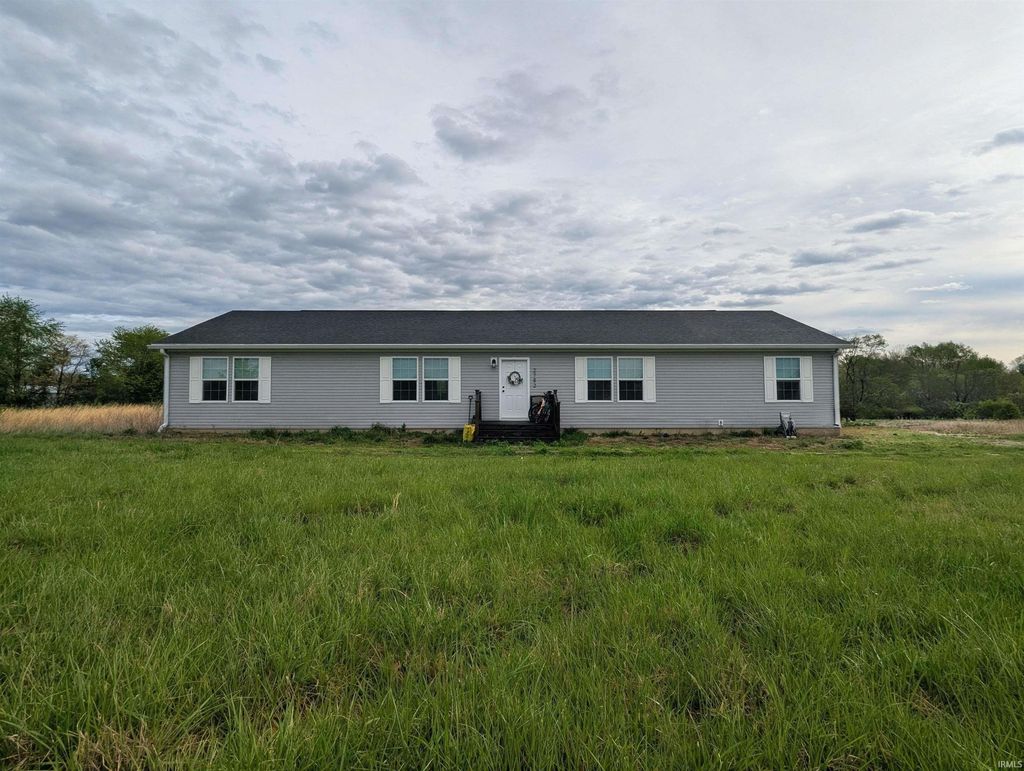 Photo of 2782 Withem Avenue, Spencer, IN 47460 (MLS # 202613468)