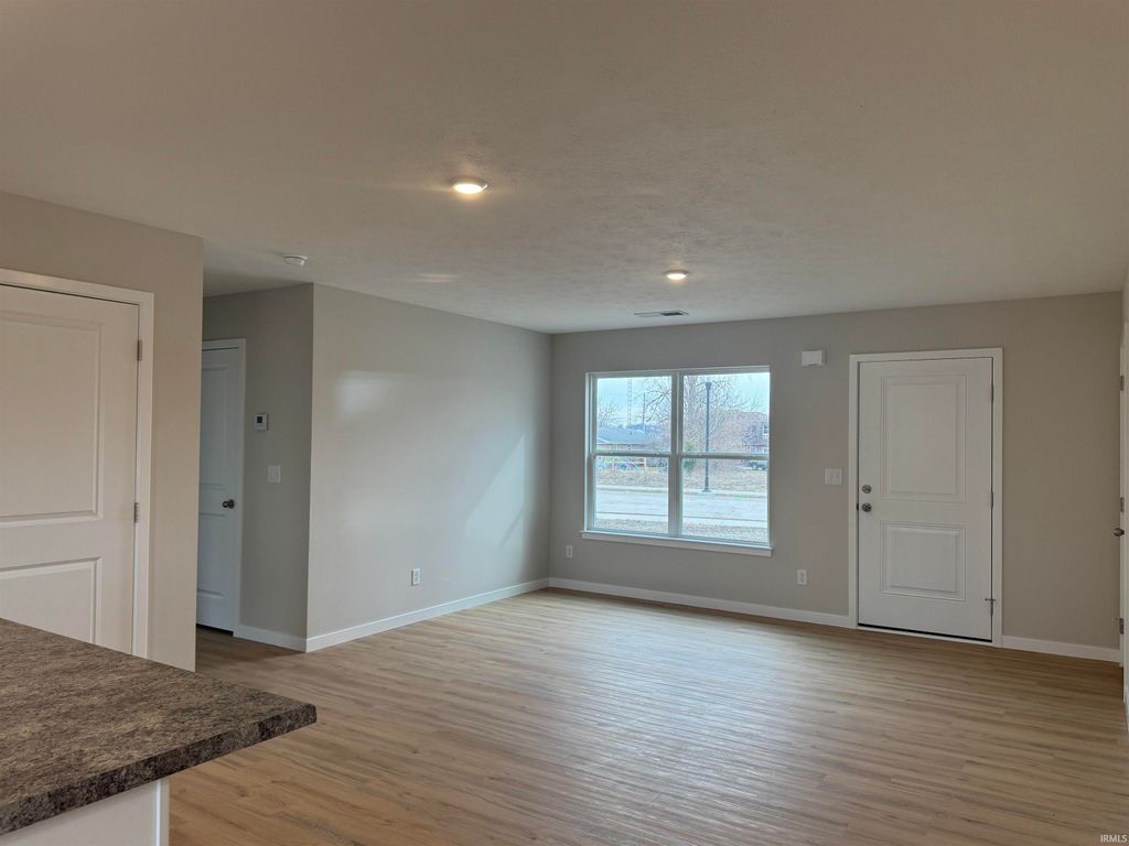 Photo of 204 Carolina Drive, Vincennes, IN 47591 (MLS # 202607386)