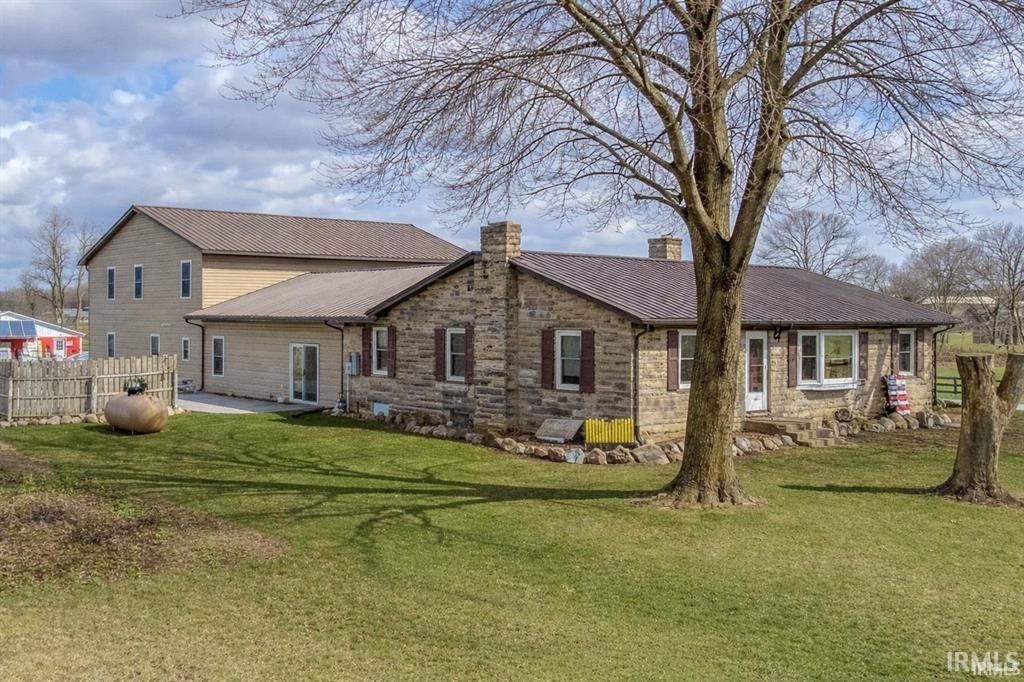 Photo of 2145 W 050, Lagrange, IN 46761 (MLS # 202616249)
