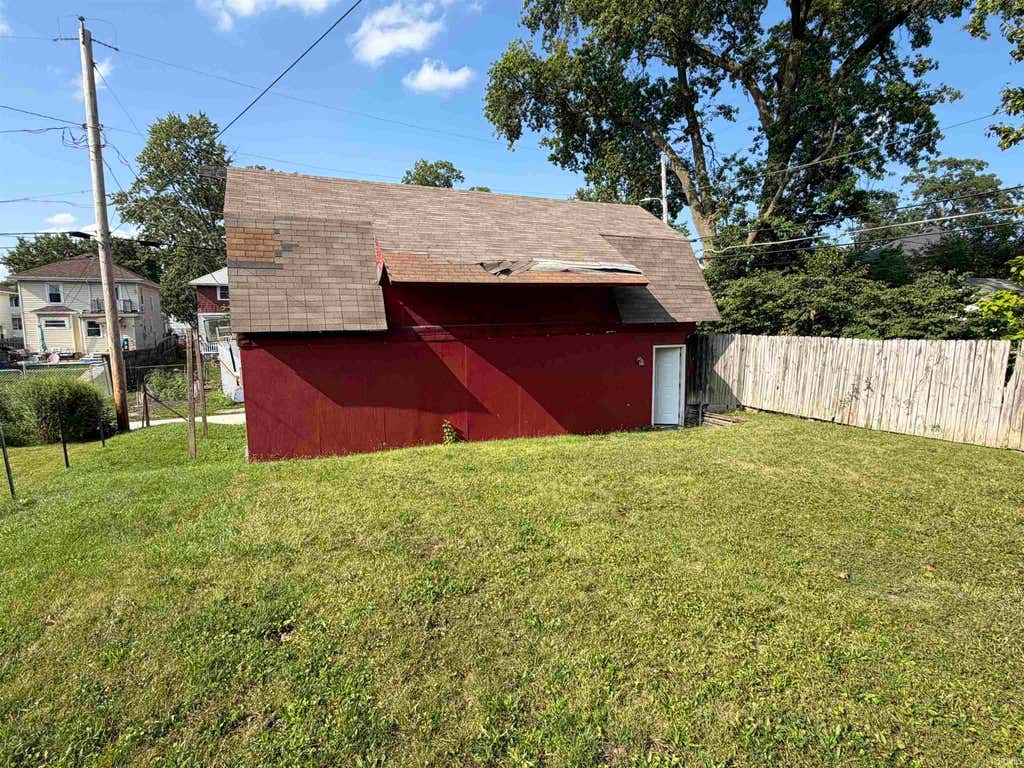 Photo of 1415 Lynn Avenue, Fort Wayne, IN 46805 (MLS # 202632557)