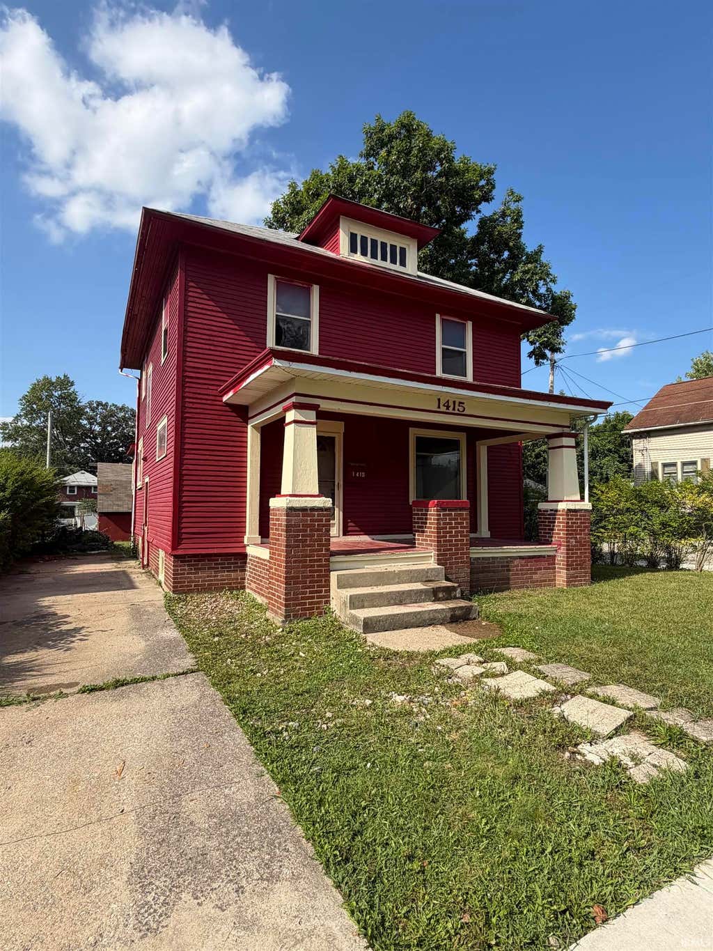 Photo of 1415 Lynn Avenue, Fort Wayne, IN 46805 (MLS # 202632557)