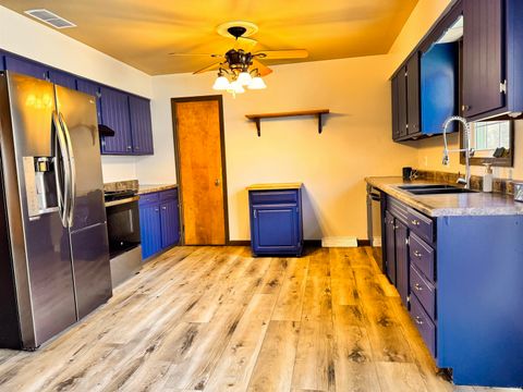 Tiny photo for 563 W Prancer Drive, Santa Claus, IN 47579 (MLS # 202607142)