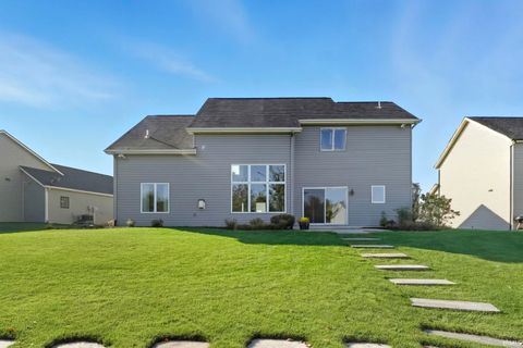 Tiny photo for 15026 Leo Creek Boulevard, Leo, IN 46765 (MLS # 202601297)