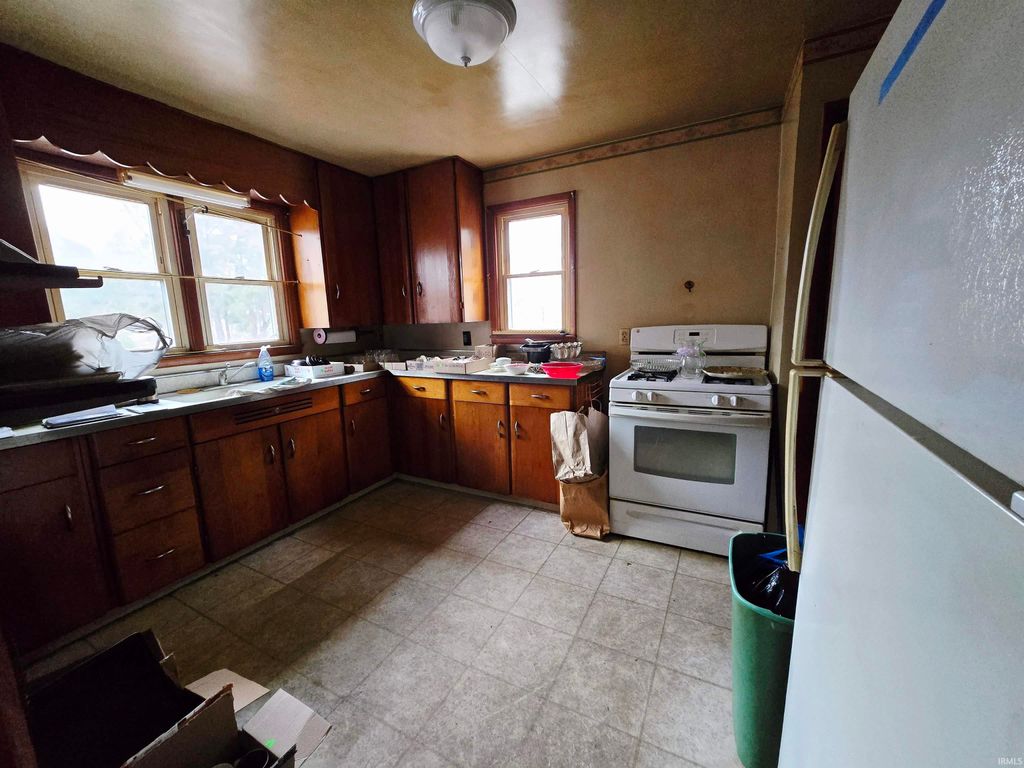 Photo of 2001 N 18th Street, Lafayette, IN 47904 (MLS # 202549718)