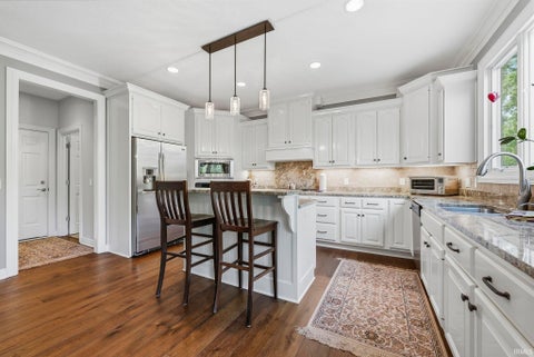 Tiny photo for 229 Eagle Cliff Cove, Huntertown, IN 46748 (MLS # 202637781)
