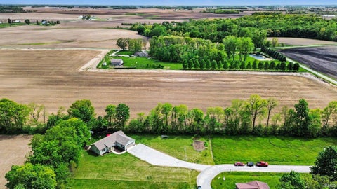 Tiny photo for 595 S Paradise Drive, Rochester, IN 46975 (MLS # 202623958)
