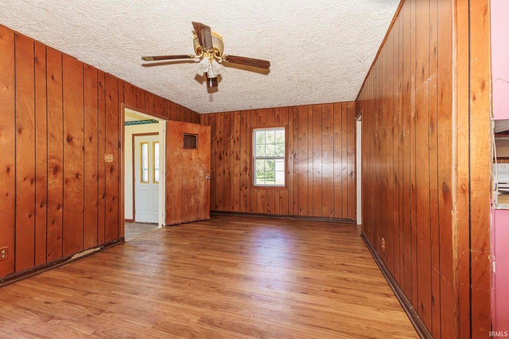 Photo of 208 N Biltmore Avenue, Muncie, IN 47303 (MLS # 202635459)