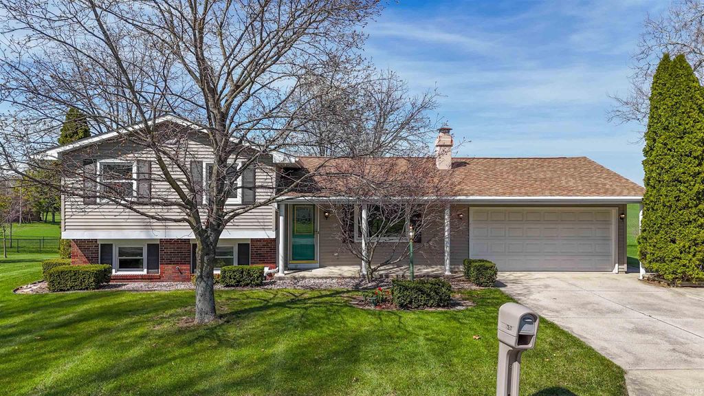 Photo of 2848 W 853 N, Huntington, IN 46750 (MLS # 202612556)