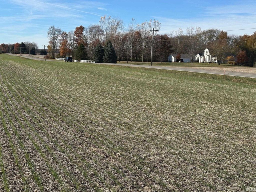 Photo of 9100 Carroll Road, Churubusco, IN 46723 (MLS # 202546961)