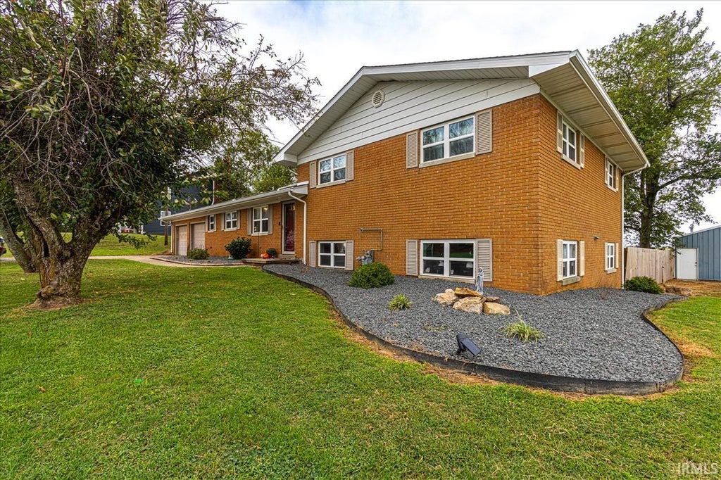 Photo of 2399 Libbert Road, Newburgh, IN 47630 (MLS # 202639838)