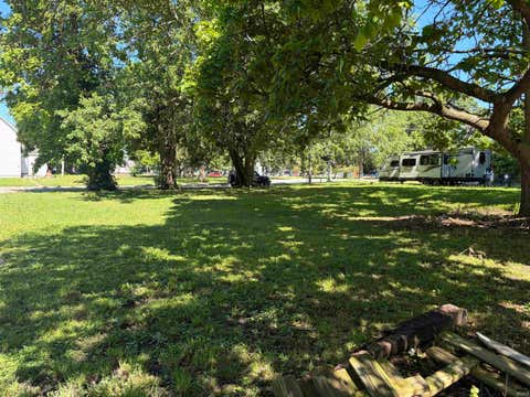 Photo of TBD E Jackson Street, Kokomo, IN 46901 (MLS # 202624615)