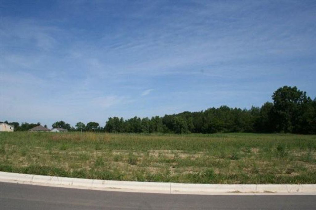 Photo of 2275 Highlander Drive, Warsaw, IN 46580 (MLS # 202602812)