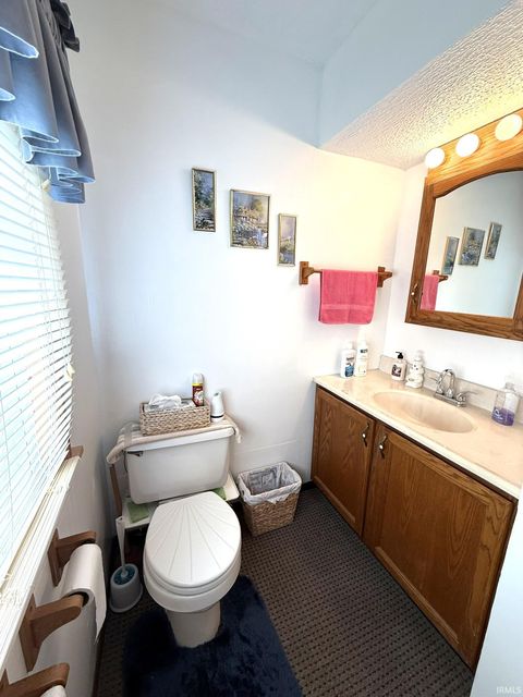 Tiny photo for 5053 E Robin Court, Monticello, IN 47960 (MLS # 202608637)
