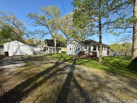 Tiny photo for 5053 E Robin Court, Monticello, IN 47960 (MLS # 202608637)