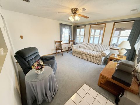 Tiny photo for 5053 E Robin Court, Monticello, IN 47960 (MLS # 202608637)