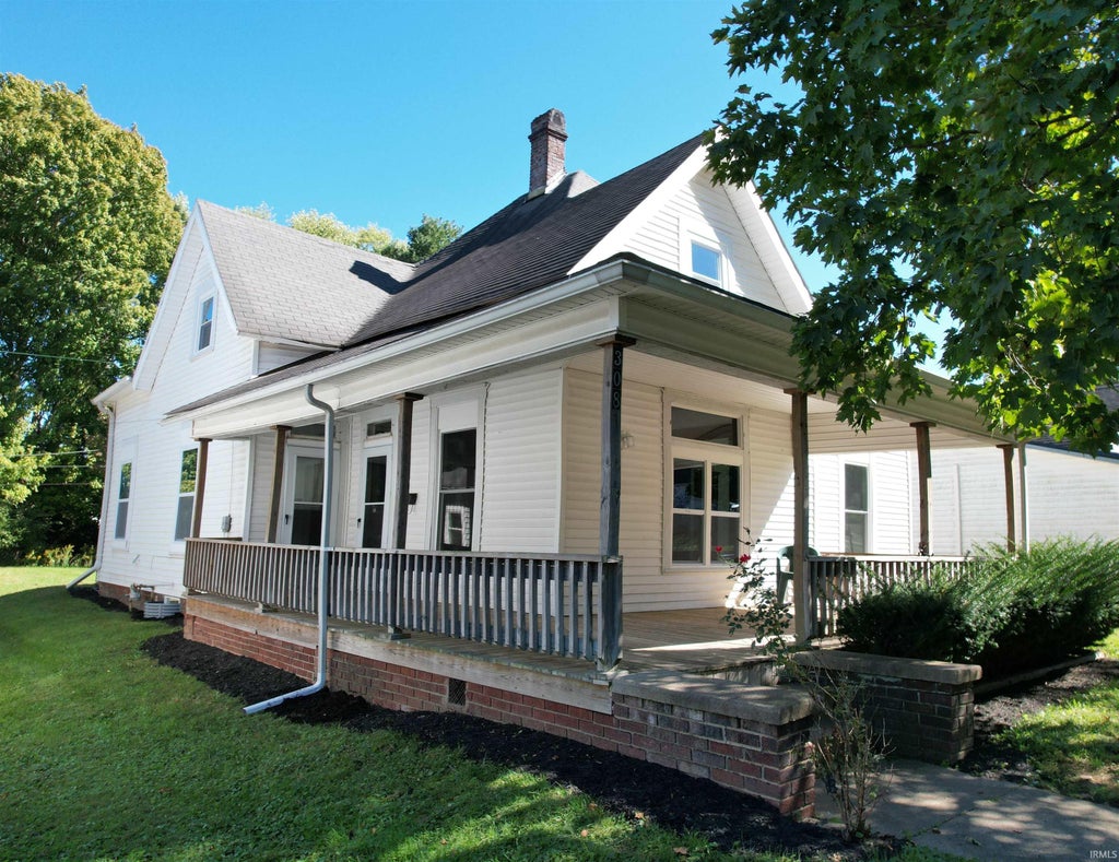 Photo of 308 E Columbia Street, Attica, IN 47918 (MLS # 202641762)