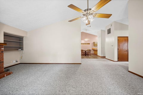 Tiny photo for 1903 Twin Oaks Lane, Lafayette, IN 47905 (MLS # 202638063)