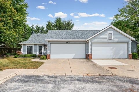 Photo of 1903 Twin Oaks Lane, Lafayette, IN 47905 (MLS # 202638063)