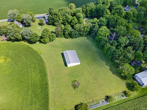 Tiny photo for 2129 N State Road 17, Logansport, IN 46947 (MLS # 202617984)