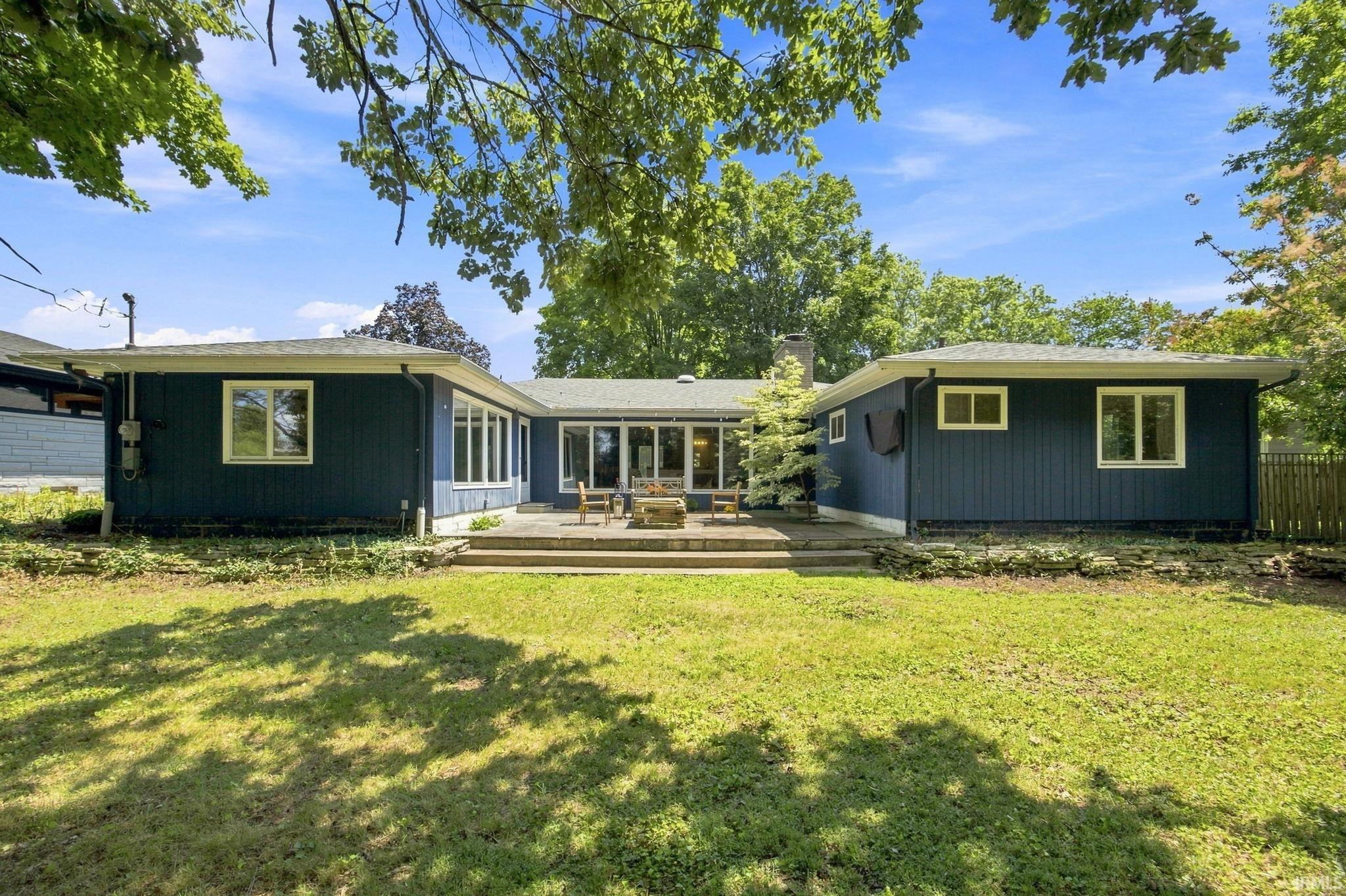 1837 Summit Drive