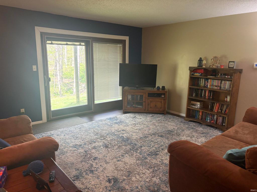 Photo of 2930 W Winterberry Court, Bloomington, IN 47404 (MLS # 202614913)