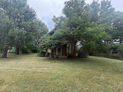 Photo of 4377 S 150 E, Oakford, IN 46965 (MLS # 202631582)