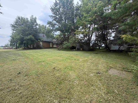 Tiny photo for 4377 S 150 E, Oakford, IN 46965 (MLS # 202631582)