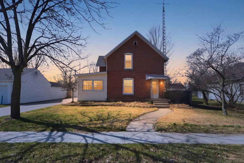 Photo of 205 N Coffin Street, Fremont, IN 46737 (MLS # 202609657)