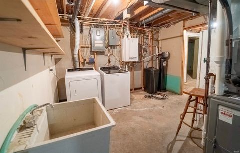 Tiny photo for 1009 N Hickory Ln, Kokomo, IN 46901 (MLS # 202549947)