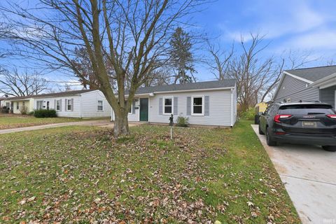 Tiny photo for 1045 Southlea Drive, Lafayette, IN 47909 (MLS # 202547645)