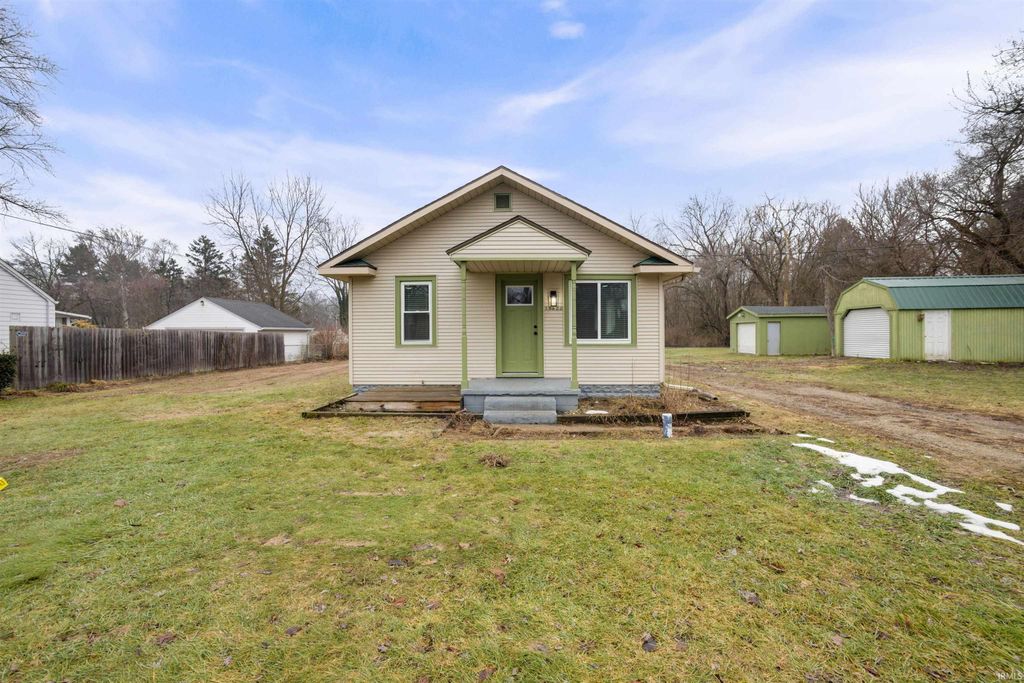 Photo of 19624 Palisade Avenue, South Bend, IN 46637 (MLS # 202600826)