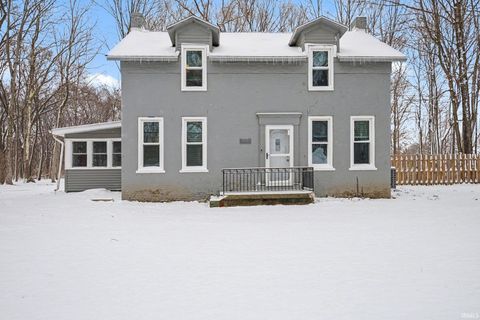 Photo of 57072 County Road 13, Elkhart, IN 46516 (MLS # 202608858)
