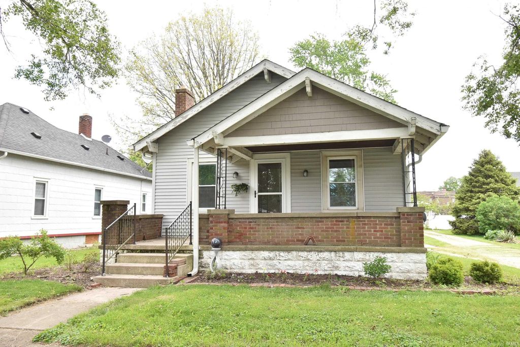 Photo of 305 N Madison Avenue, Fowler, IN 47944 (MLS # 202616699)