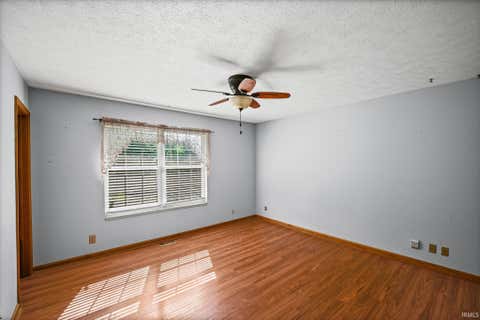 Tiny photo for 4913 Autumn Lane, Lafayette, IN 47909 (MLS # 202630981)
