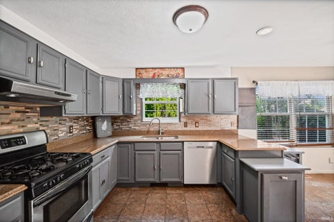 Tiny photo for 4913 Autumn Lane, Lafayette, IN 47909 (MLS # 202630981)