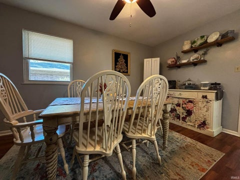 Tiny photo for 1726 DIANNE Avenue, Evansville, IN 47714 (MLS # 202638017)
