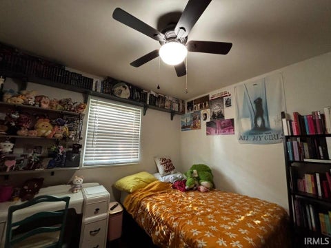 Tiny photo for 1726 DIANNE Avenue, Evansville, IN 47714 (MLS # 202638017)