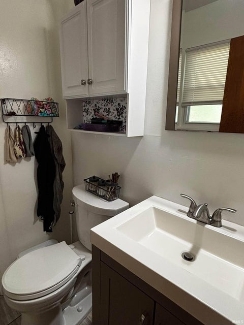 Tiny photo for 1726 DIANNE Avenue, Evansville, IN 47714 (MLS # 202638017)