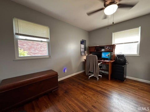 Tiny photo for 1726 DIANNE Avenue, Evansville, IN 47714 (MLS # 202638017)